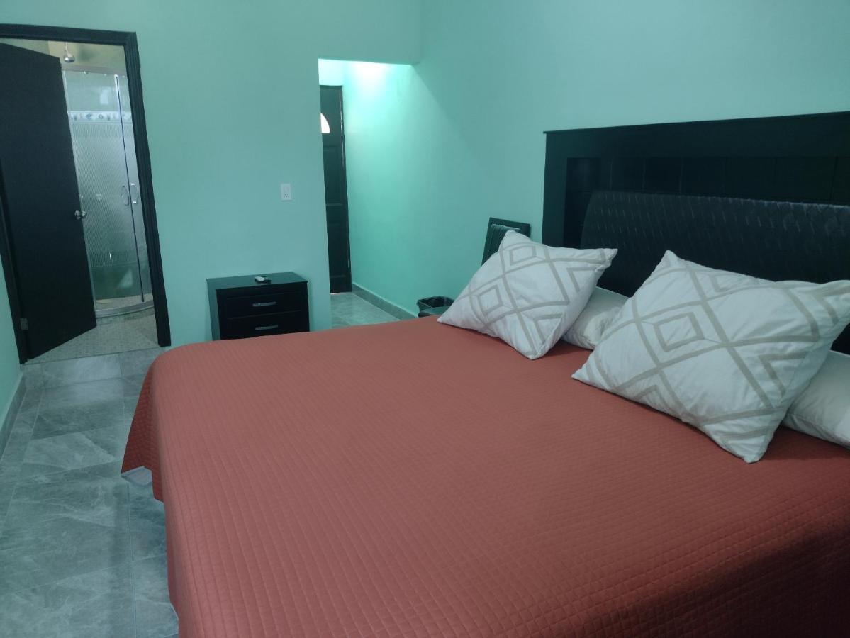 סן קרלוס Hotel Prado'S מראה חיצוני תמונה