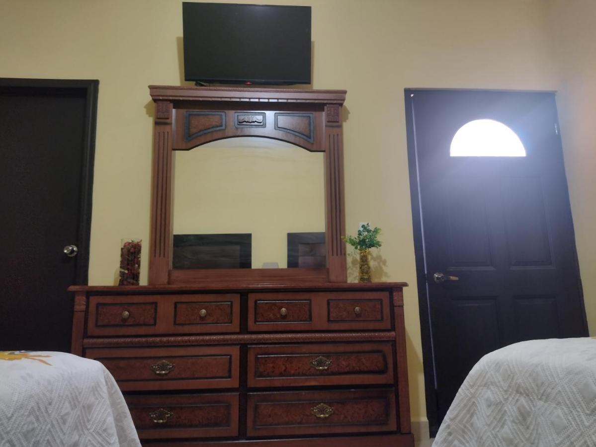 סן קרלוס Hotel Prado'S מראה חיצוני תמונה